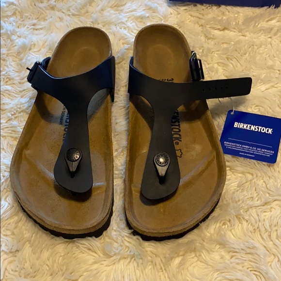 Shoes - Picture 6 of 6